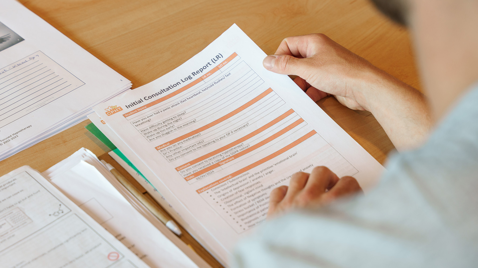 CPHT Hypnotherapy Training - What to Expect in a Hypnotherapy Training Course